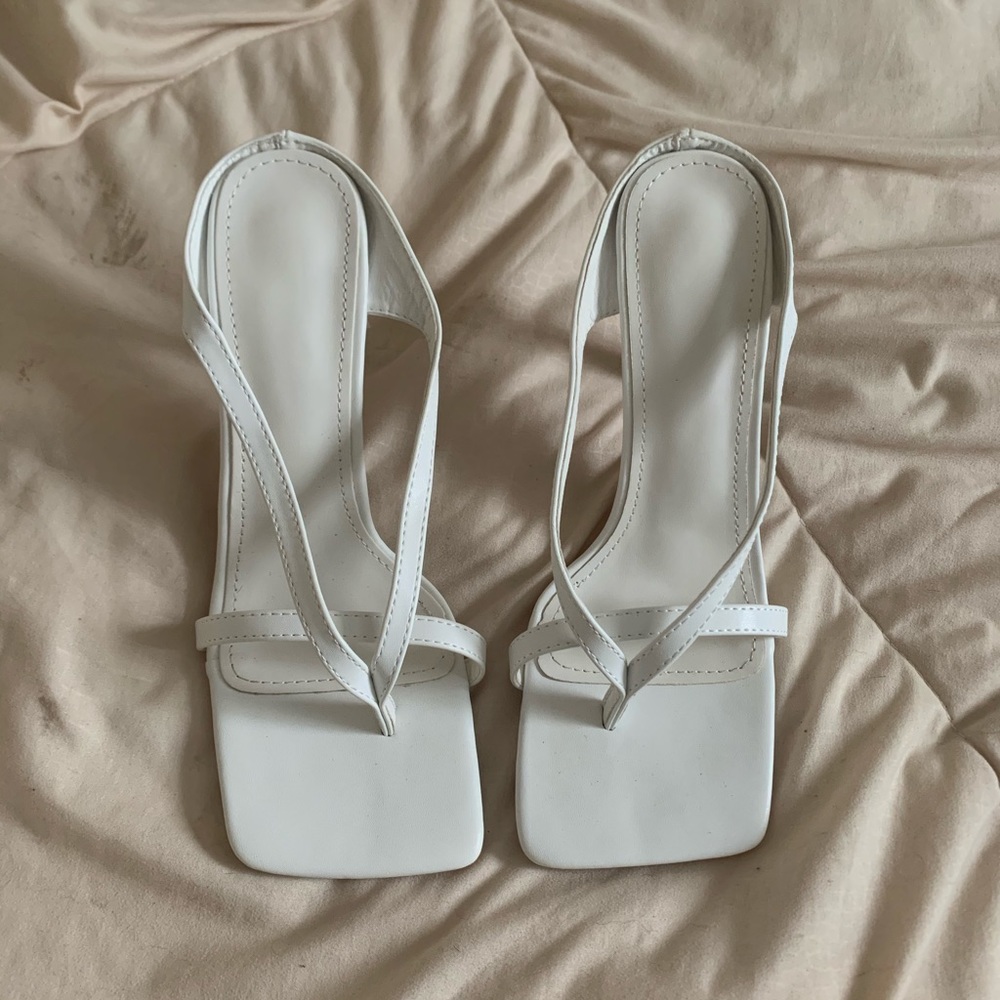 New White Stiletto Vintage Heels in size EU 38